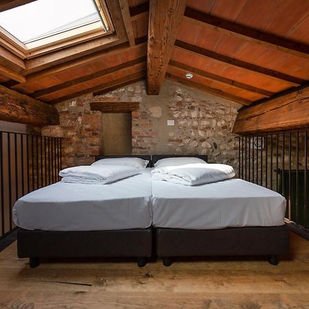 Residenza Palazzo Brenzoni Apartment เวโรนา ภายนอก รูปภาพ