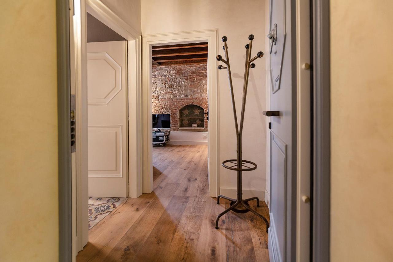 Residenza Palazzo Brenzoni Apartment เวโรนา ภายนอก รูปภาพ