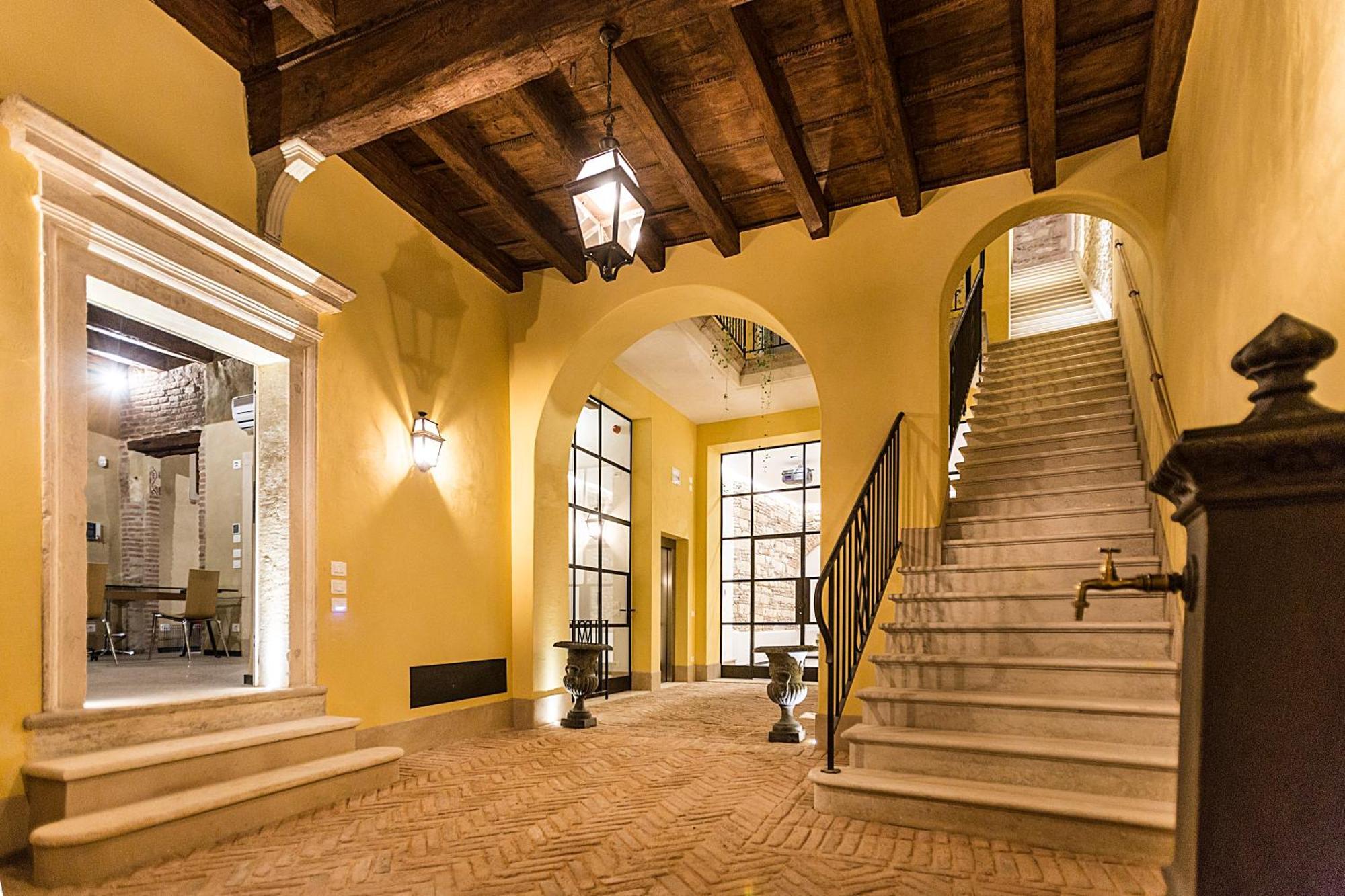 Residenza Palazzo Brenzoni Apartment เวโรนา ภายนอก รูปภาพ