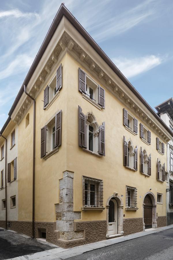 Residenza Palazzo Brenzoni Apartment เวโรนา ภายนอก รูปภาพ